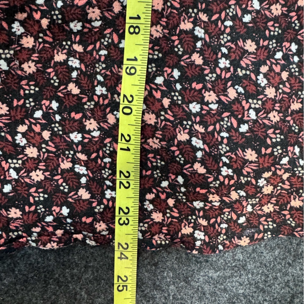 Garnet Hill Clio Button-Up Blouse Floral Black Sz 8 - Picture 6 of 8